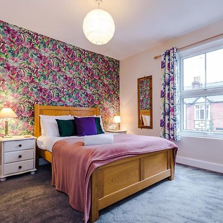 Willa Cosy House With Garden & Parking, Sheffield Zewnętrze zdjęcie