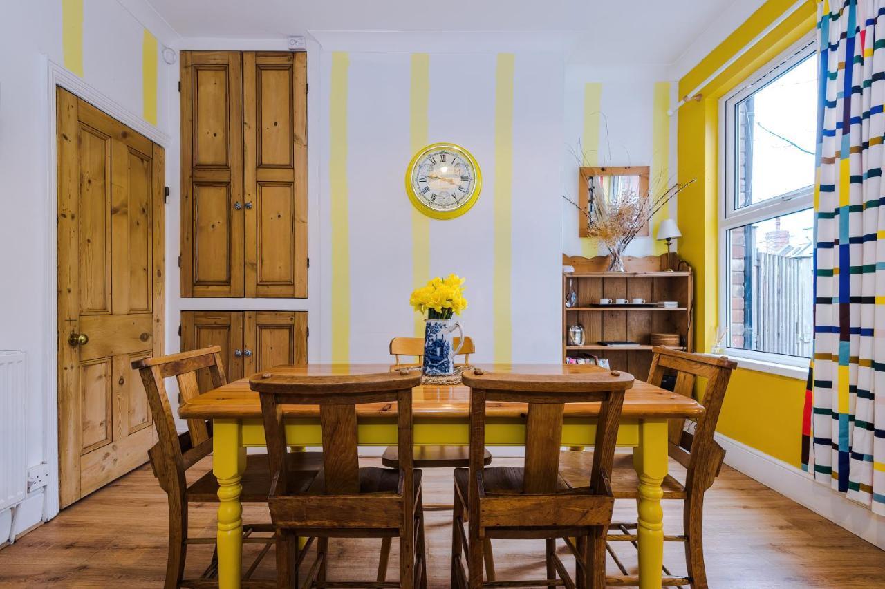 Willa Cosy House With Garden & Parking, Sheffield Zewnętrze zdjęcie