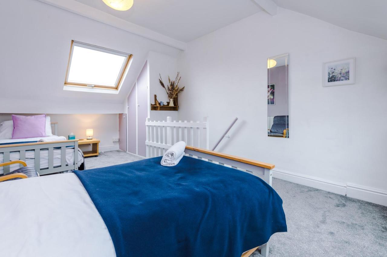 Willa Cosy House With Garden & Parking, Sheffield Zewnętrze zdjęcie
